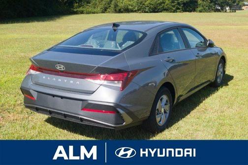 Gray 2026 Hyundai ELANTRA SE