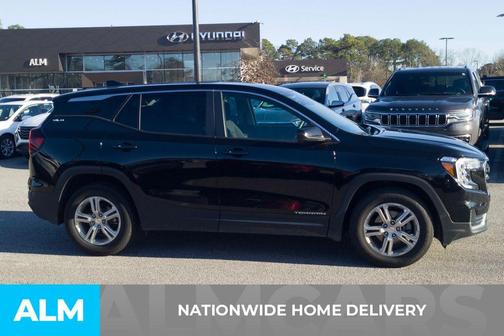 2024 GMC Terrain SLE