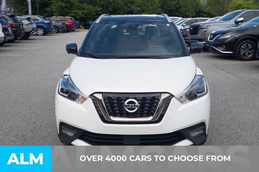 2020 Nissan Kicks SR