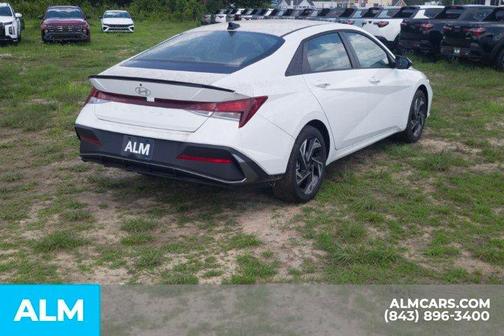 White 2025 Hyundai ELANTRA SEL Sport