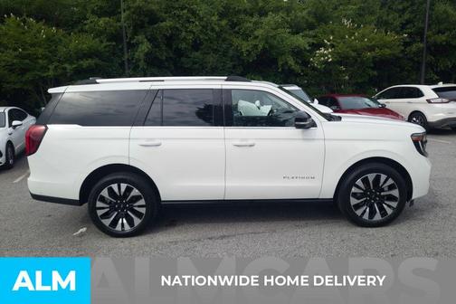 Star White 2025 Ford Expedition Platinum