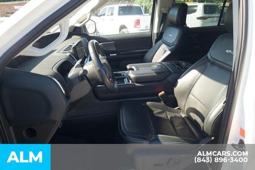 Star White 2025 Ford Expedition Platinum