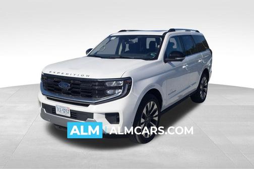 Star White 2025 Ford Expedition Platinum