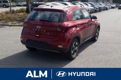 2025 Hyundai VENUE Limited