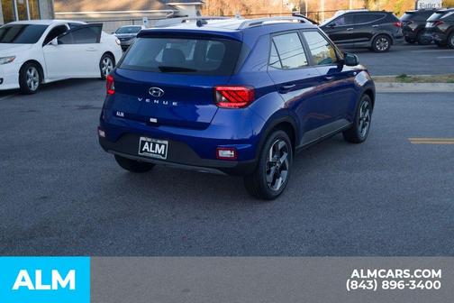 2025 Hyundai VENUE Limited