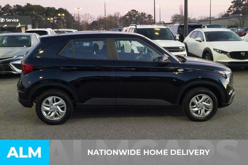 2026 Hyundai VENUE SE