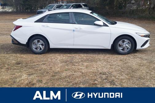 Serenity White Pearl 2026 Hyundai ELANTRA SE