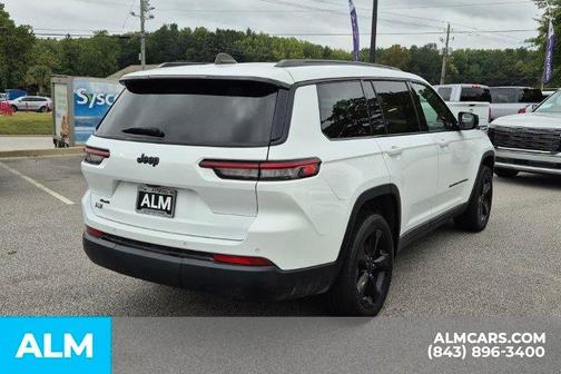 2023 Jeep Grand Cherokee L Laredo