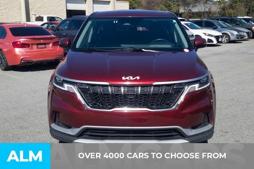 2024 Kia Carnival LX