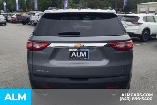 Satin Steel Metallic 2021 Chevrolet Traverse LT Cloth