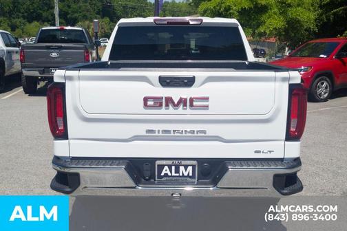 Summit White 2024 GMC Sierra 1500 SLT