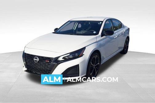 2025 Nissan Altima SR