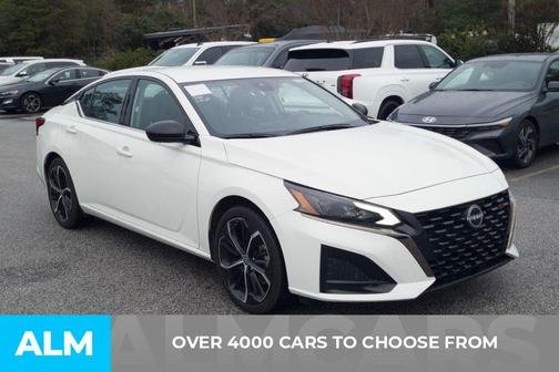 2025 Nissan Altima SR