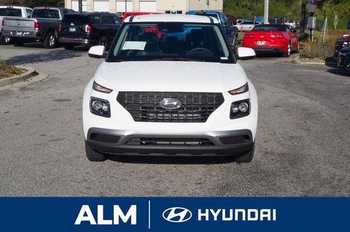 Lunar White 2026 Hyundai VENUE SE
