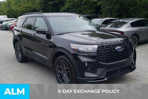 Agate Black Metallic 2025 Ford Explorer ST-Line
