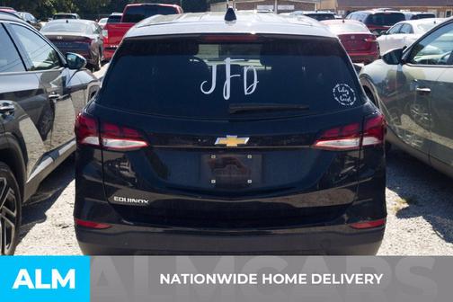 Mosaic Black Metallic 2024 Chevrolet Equinox LS