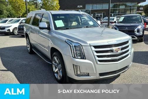 2018 Cadillac Escalade ESV Luxury