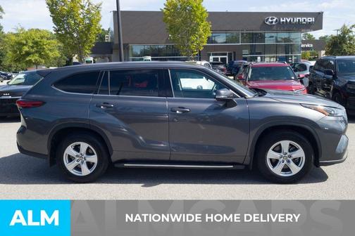 2022 Toyota Highlander L