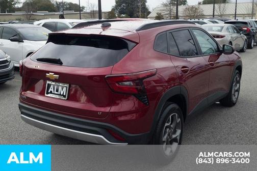 2025 Chevrolet Trax LT