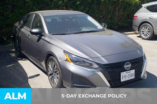 Gun Metallic 2025 Nissan Altima SV