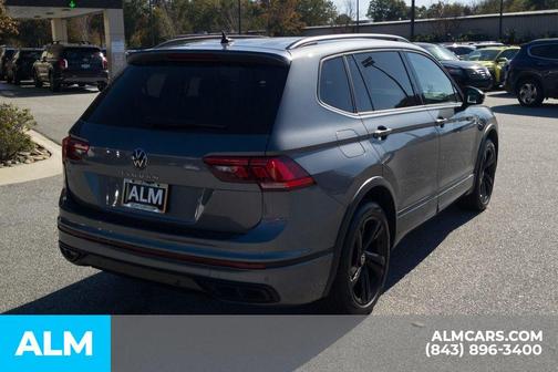 2024 Volkswagen Tiguan 2.0T SE R-Line Black