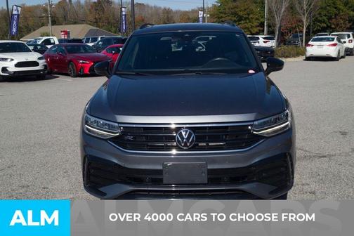 2024 Volkswagen Tiguan 2.0T SE R-Line Black