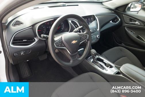 Summit White 2024 Chevrolet Malibu LT