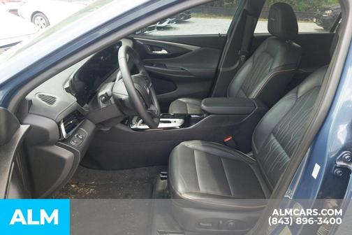Ebony Twilight Metallic 2024 Buick Envista Avenir