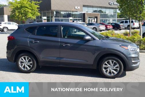 2021 Hyundai TUCSON SE