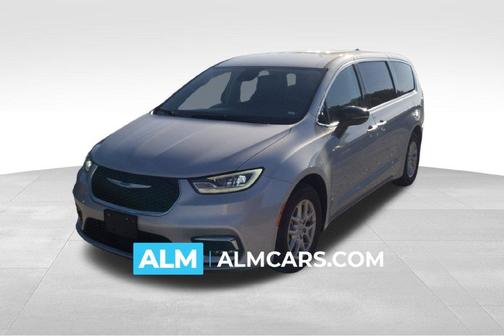 Silver Mist Clearcoat 2024 Chrysler Pacifica Touring-L
