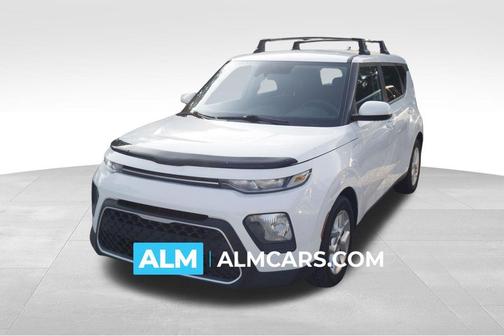 Snow White Pearl 2022 Kia Soul LX
