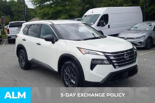 Glacier White 2024 Nissan Rogue S