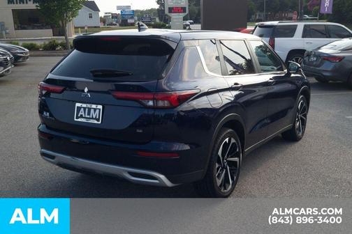 2024 Mitsubishi Outlander SE