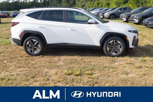 White Pearl 2026 Hyundai TUCSON SEL