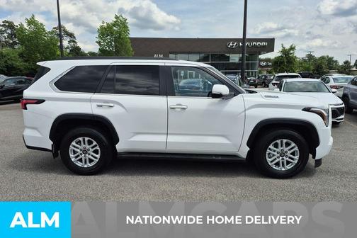 Ice 2025 Toyota Sequoia SR5