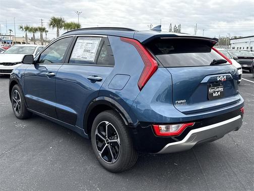 2026 Kia Niro SX
