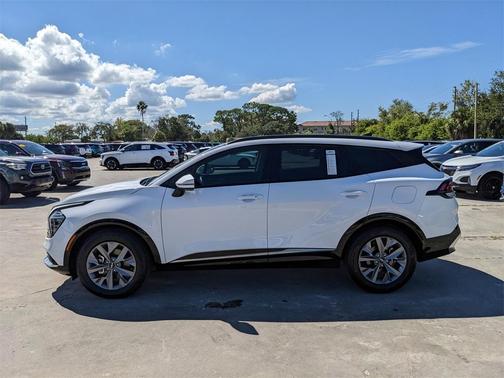 2024 Kia Sportage SX