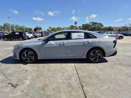 2025 Kia K5 GT-Line