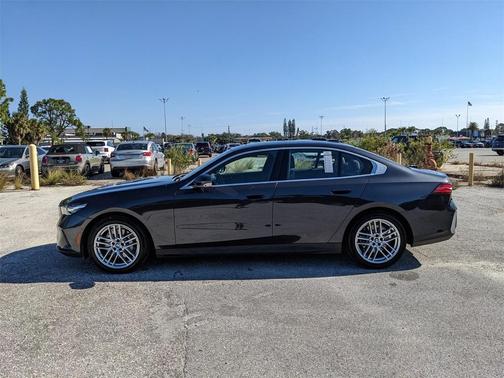2024 BMW 530 i