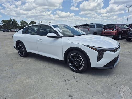 2025 Kia K4 EX