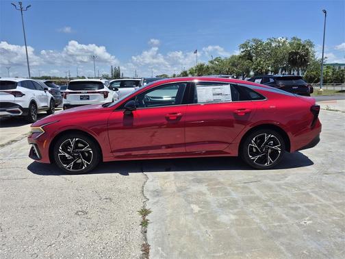 2025 Kia K5 GT-Line