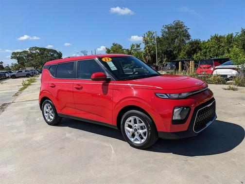 2022 Kia Soul LX