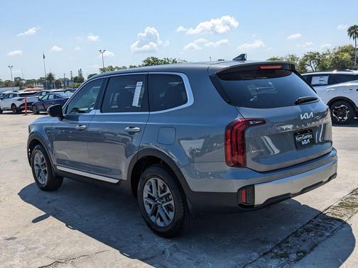 2025 Kia Telluride LX