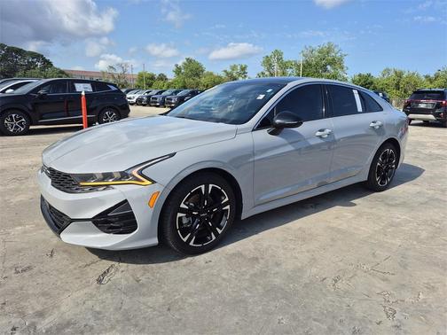 2022 Kia K5 GT-Line