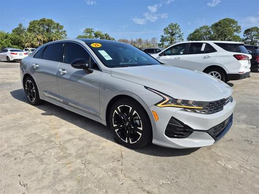 2022 Kia K5 GT-Line