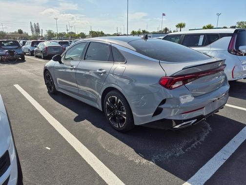 2022 Kia K5 GT-Line