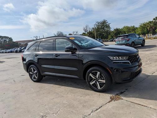 2023 Kia Sorento S