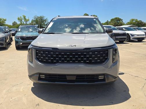 Ceramic Silver 2026 Kia Carnival SX Prestige