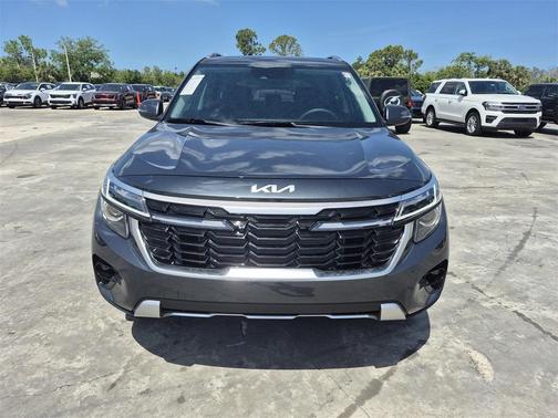 2025 Kia Seltos EX