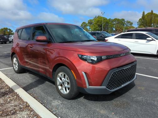 2024 Kia Soul LX